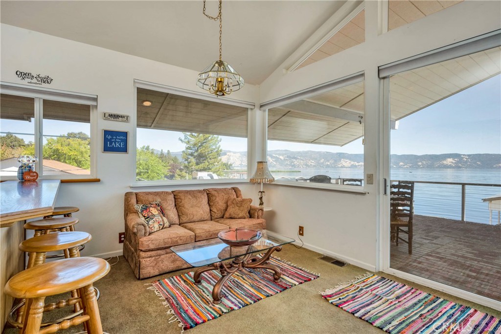 3740 Lakeshore Boulevard Property Photo 35