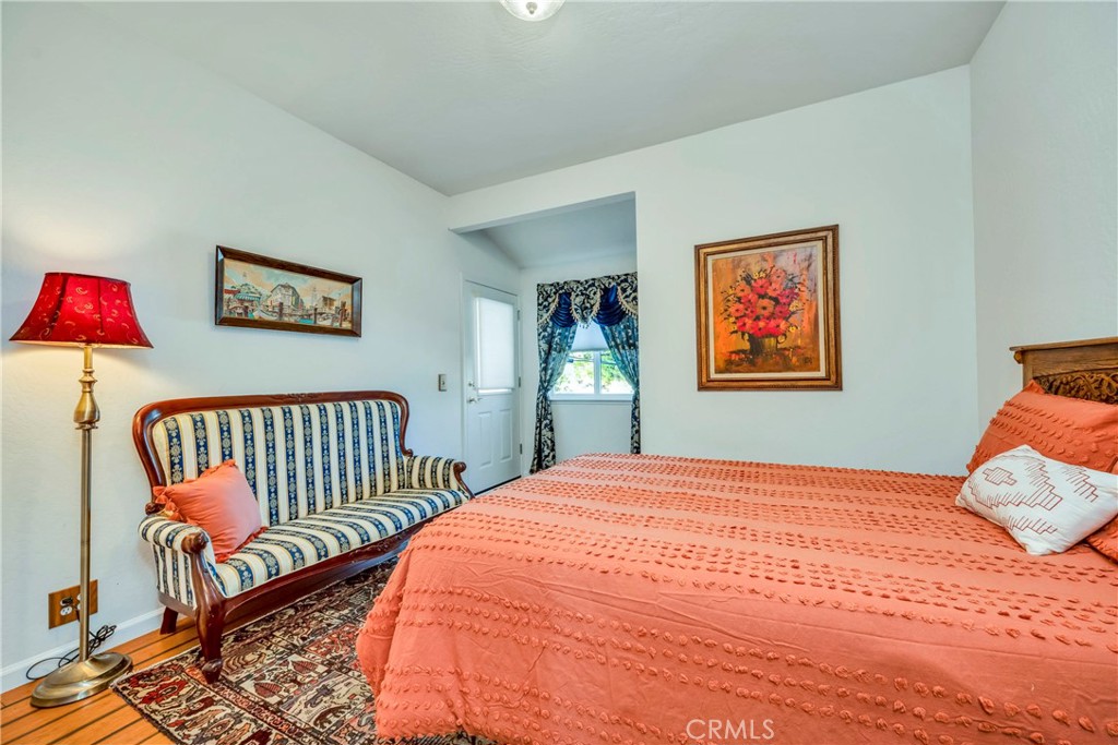 3740 Lakeshore Boulevard Property Photo 39