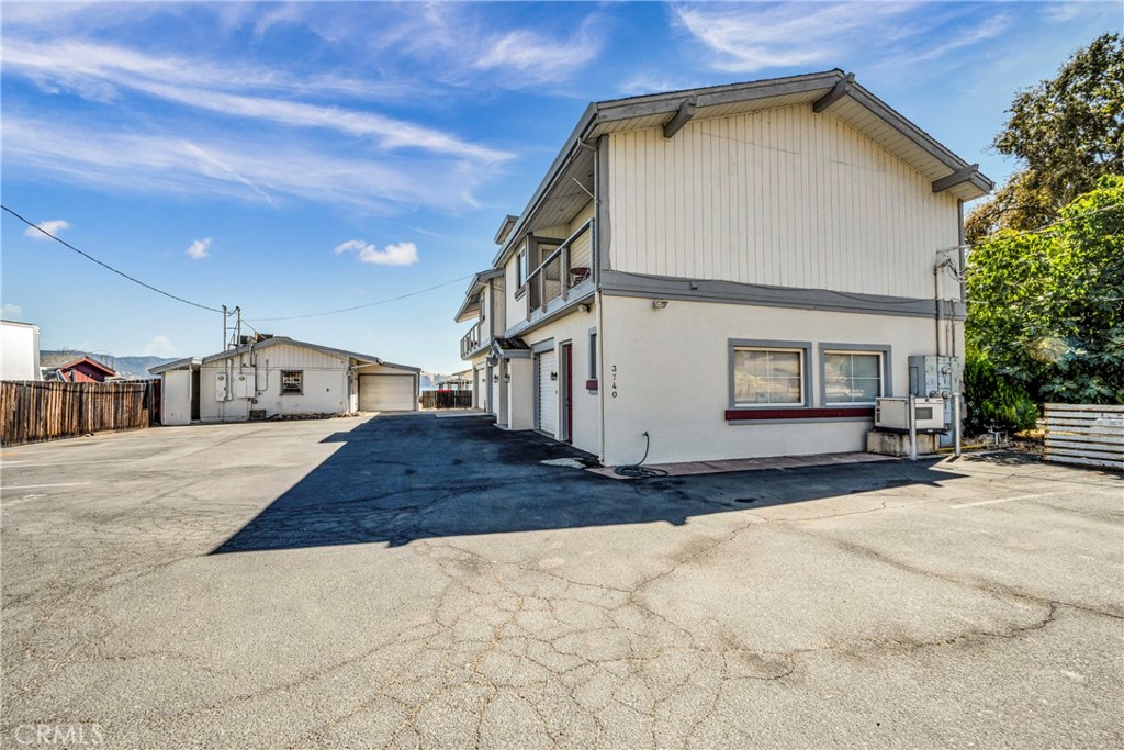 3740 Lakeshore Boulevard Property Photo 48