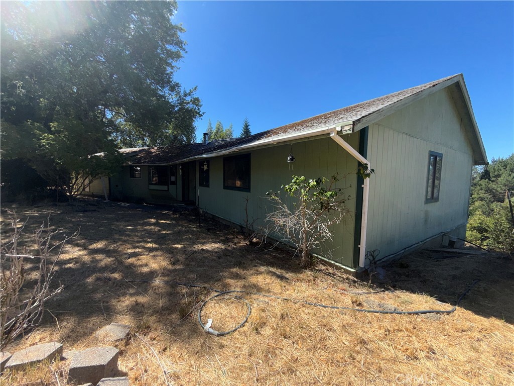 1060 Sawmill Property Photo 2