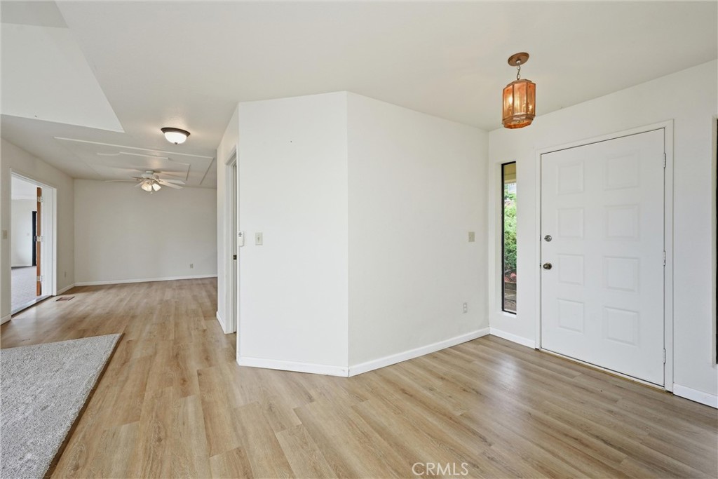 17312 Greenridge Property Photo 3