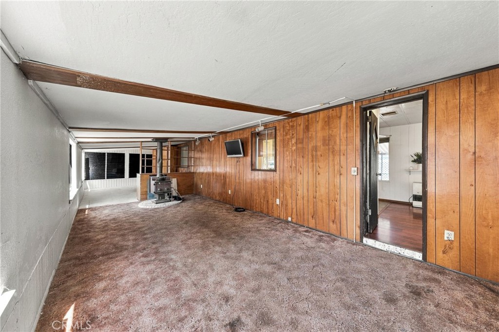 4305 Lakeshore Property Photo 29