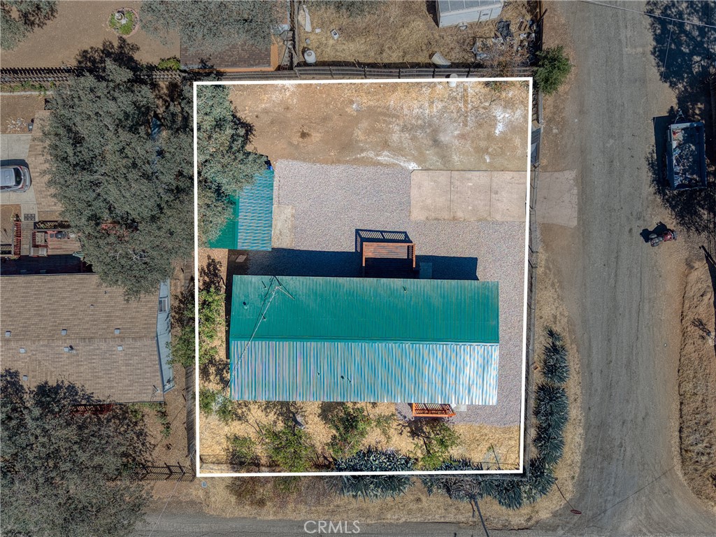 15980 32nd Property Photo 4