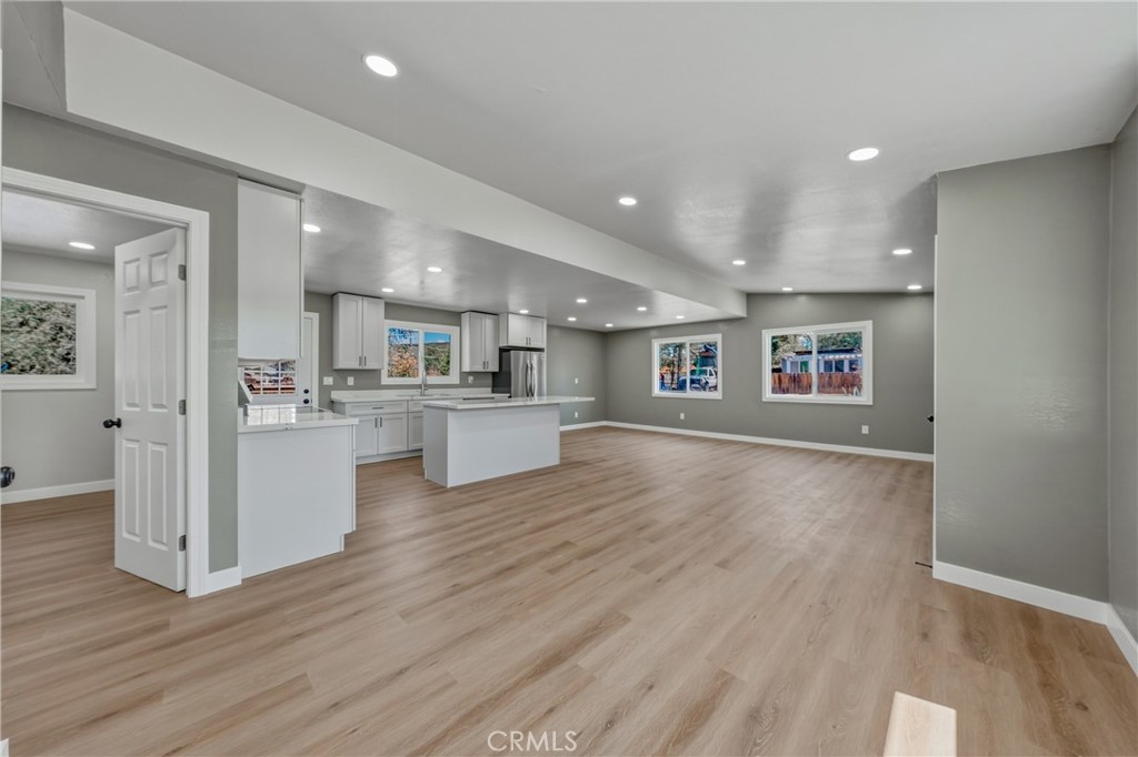 15980 32nd Property Photo 19
