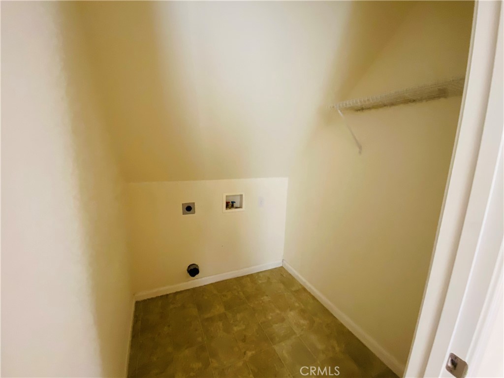 15642 Little Peak Property Photo 10