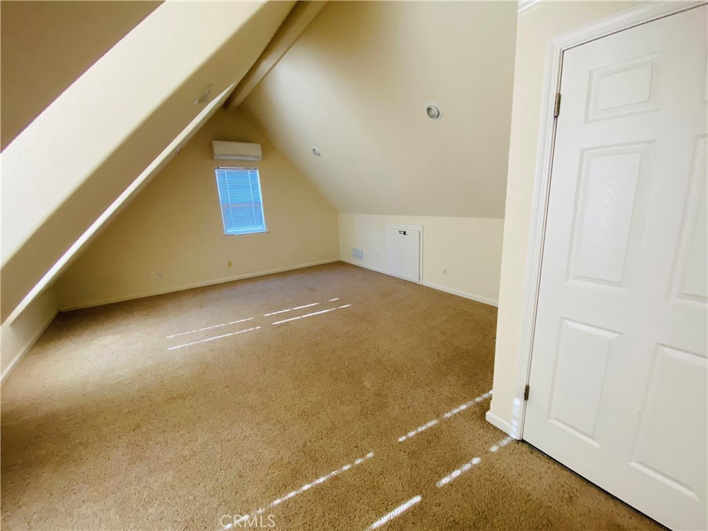 15642 Little Peak Property Photo 11