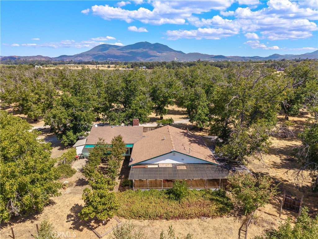 1860 Hummel Lane Property Photo