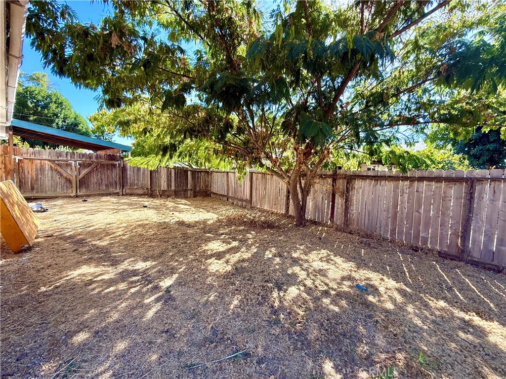6560 Victoria Street Property Photo 2
