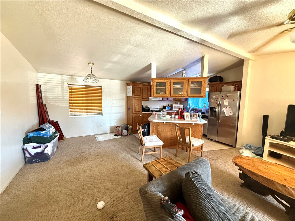 6560 Victoria Street Property Photo 8