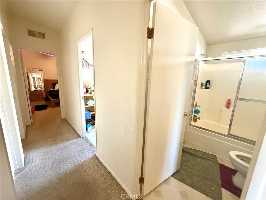 6560 Victoria Street Property Photo 11