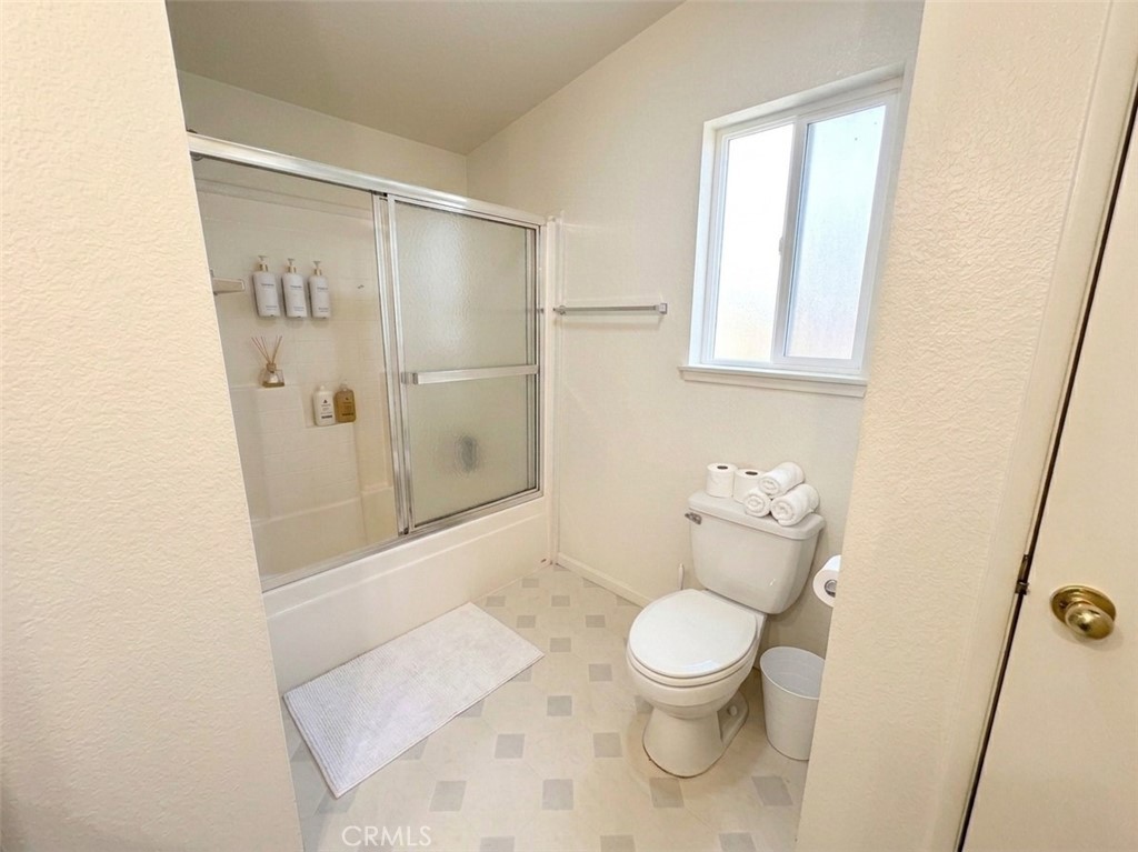 6560 Victoria Street Property Photo 18