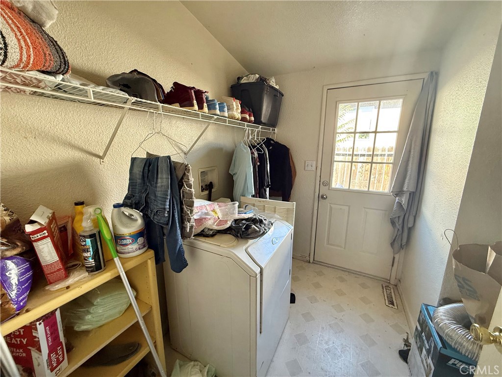 6560 Victoria Street Property Photo 29