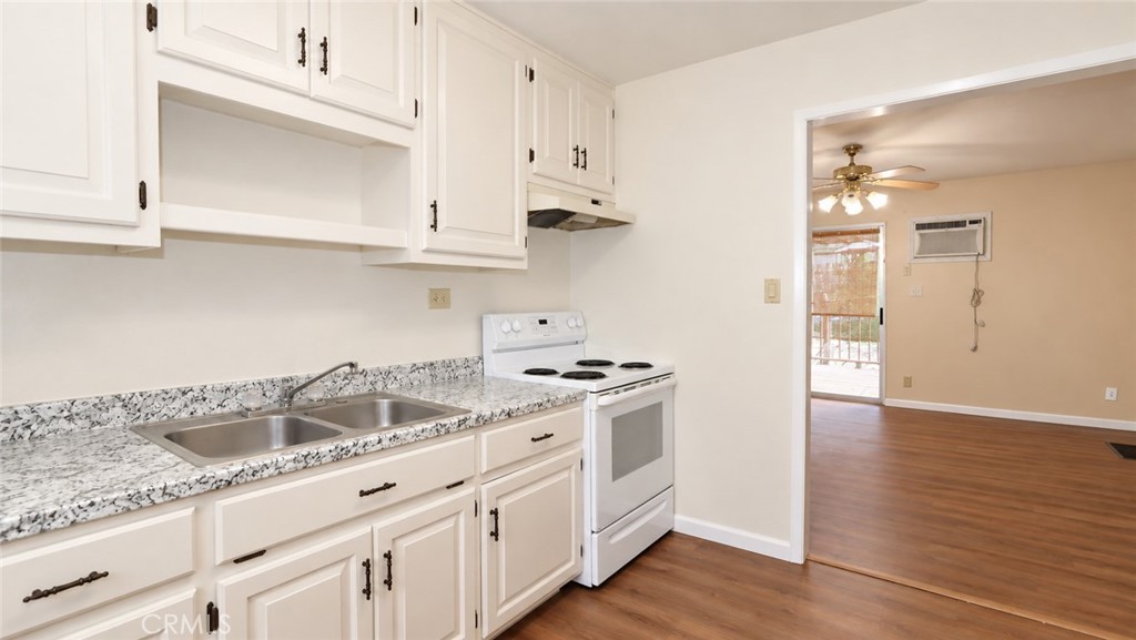 15560 32nd Avenue Property Photo 10