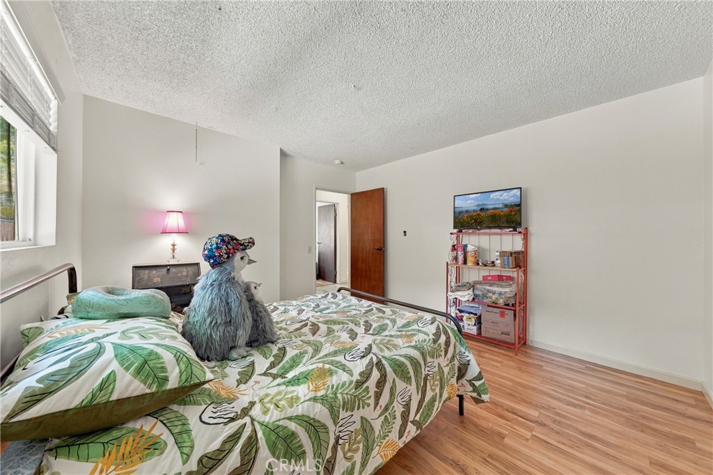 6633 Victoria Property Photo 15