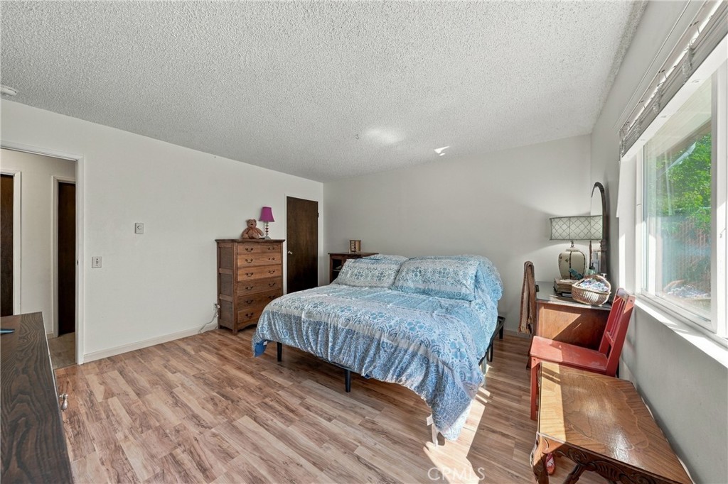6633 Victoria Property Photo 18