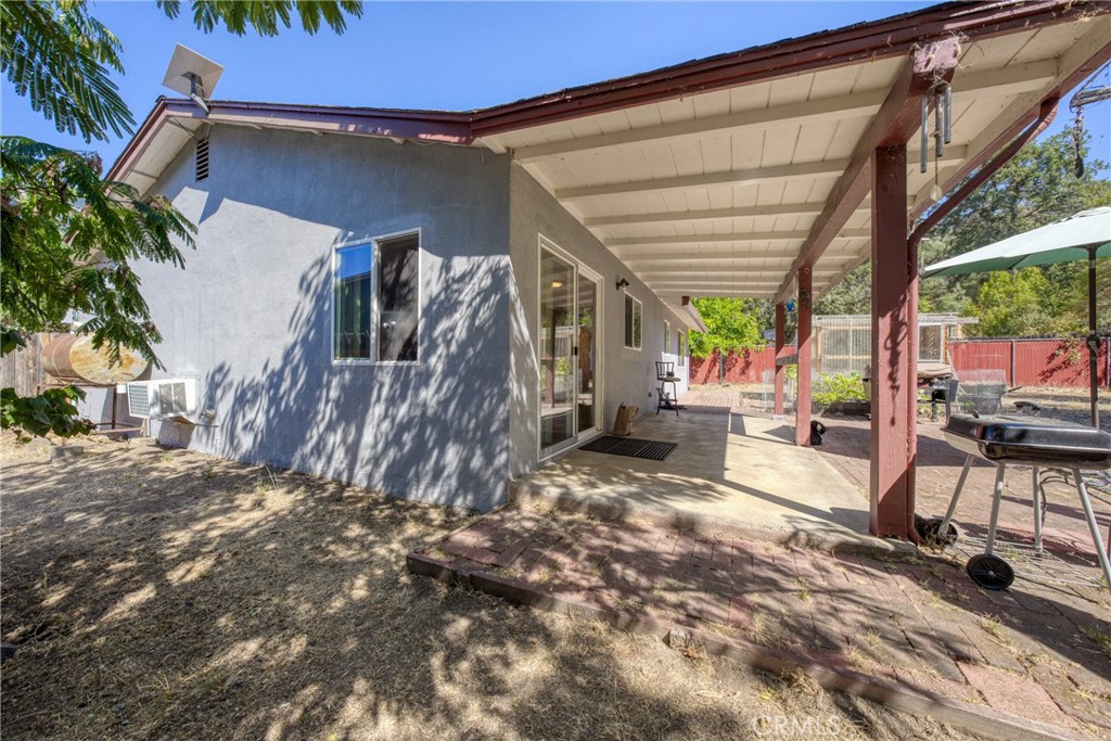6633 Victoria Property Photo 27