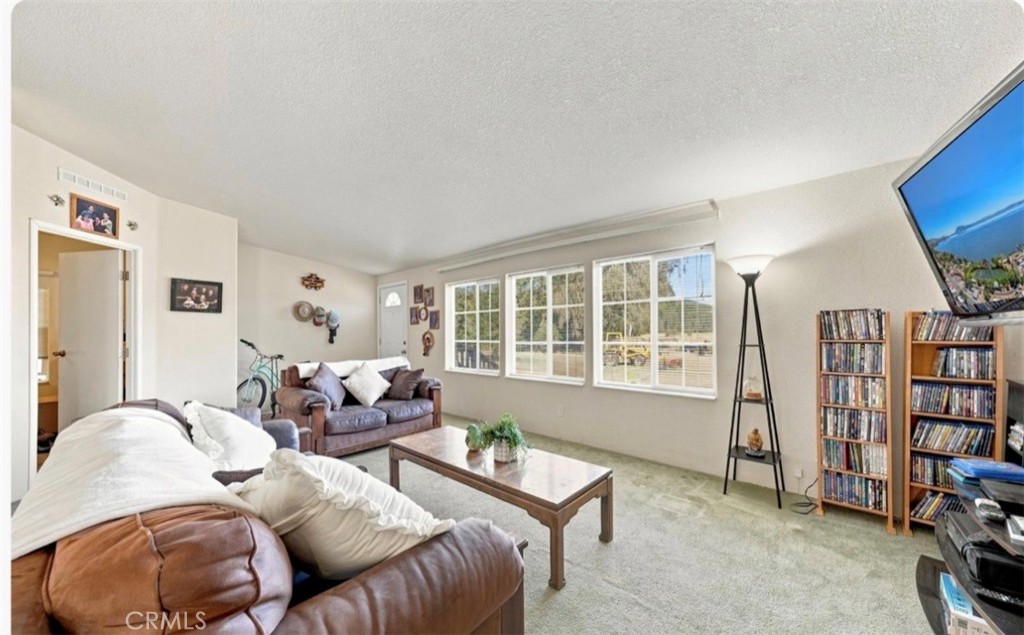 10540 Rocky Creek Road Property Photo 2