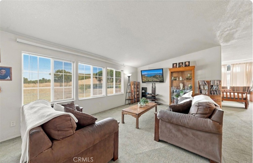 10540 Rocky Creek Road Property Photo 4