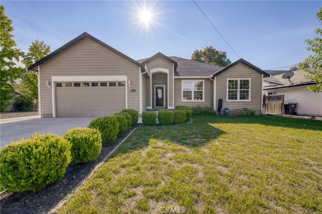 18094 Spyglass Road Property Photo 1