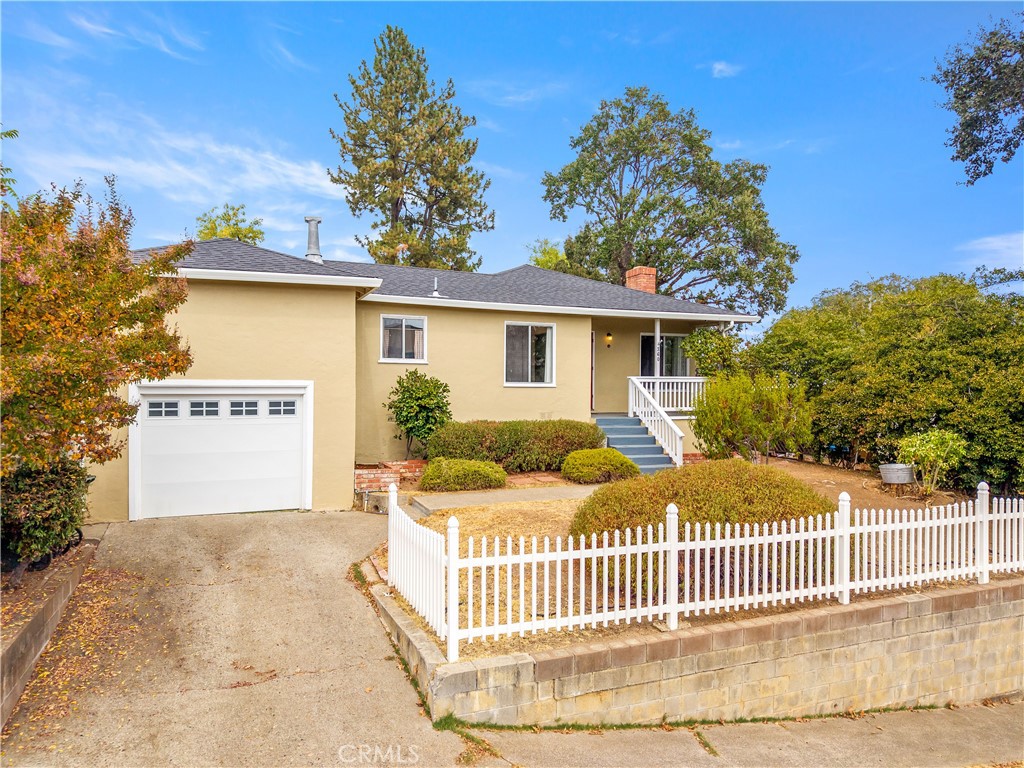 360 3rd Property Photo 4