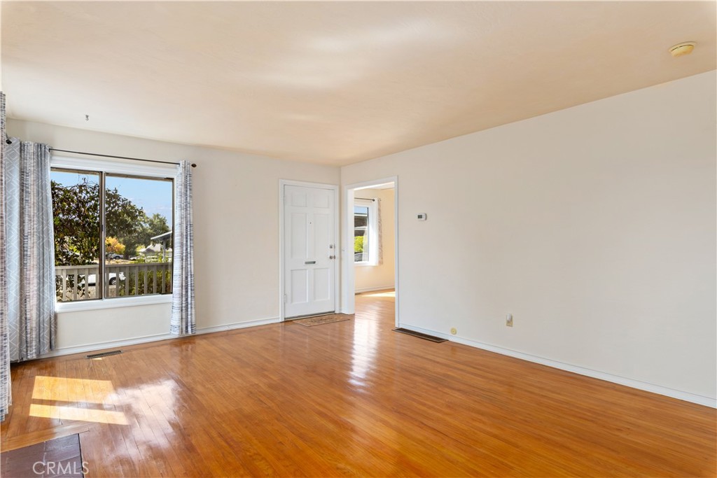 360 3rd Property Photo 11