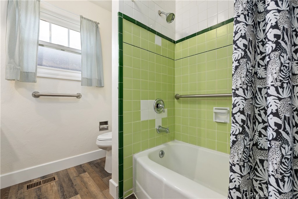 360 3rd Property Photo 23