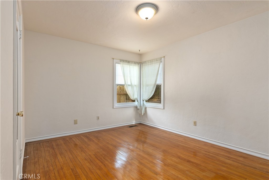 360 3rd Property Photo 27