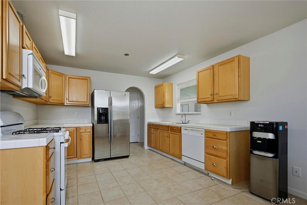 668 1st Street Property Photo 8