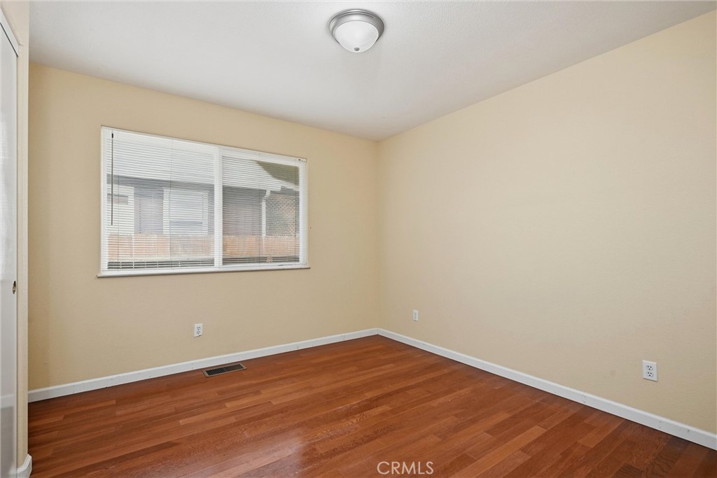 668 1st Street Property Photo 14
