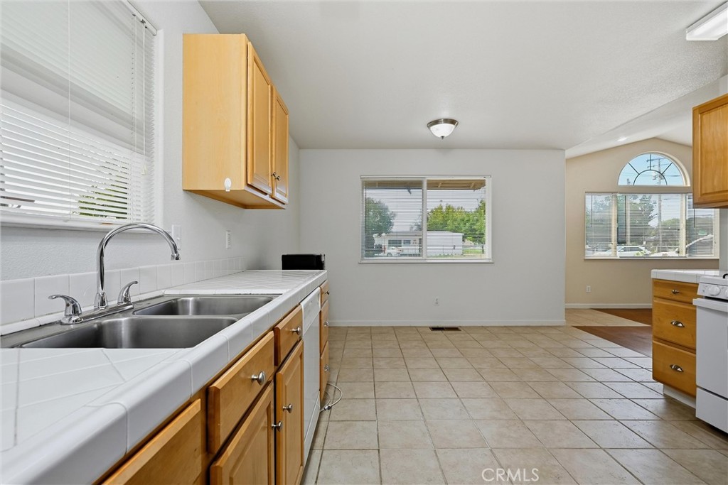 668 1st Street Property Photo 20