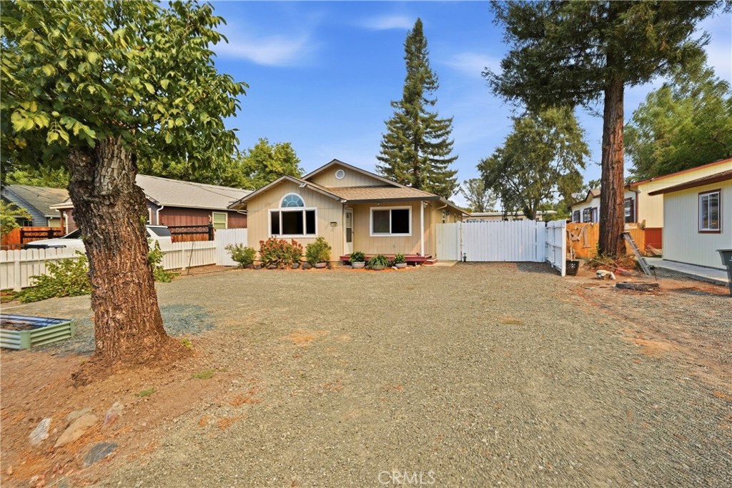 668 1st Street Property Photo 29