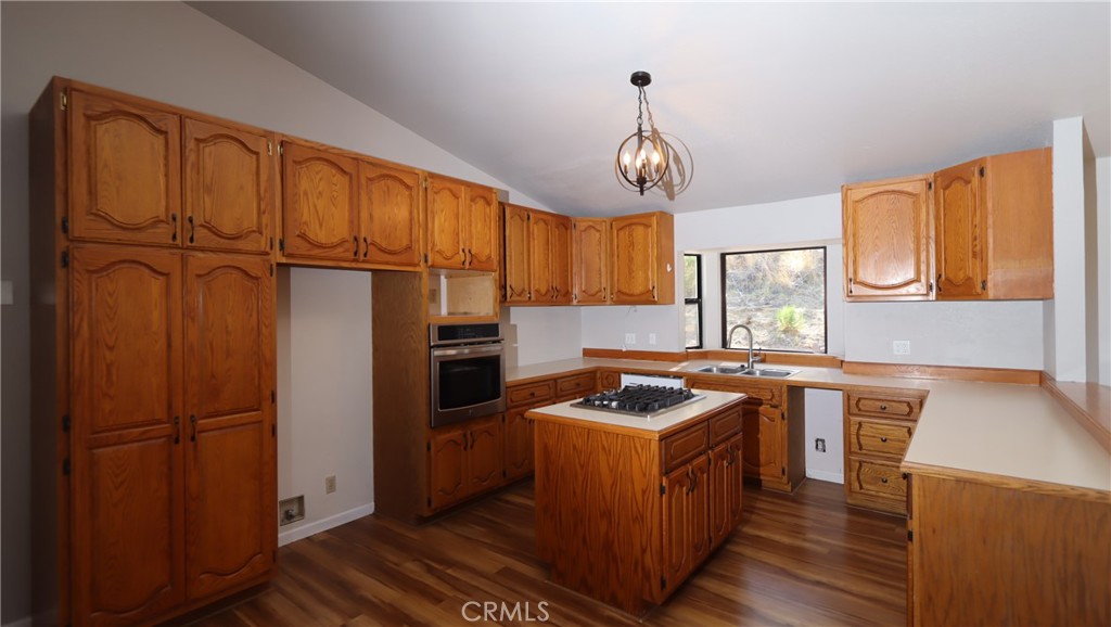 9767 Venturi Property Photo 5
