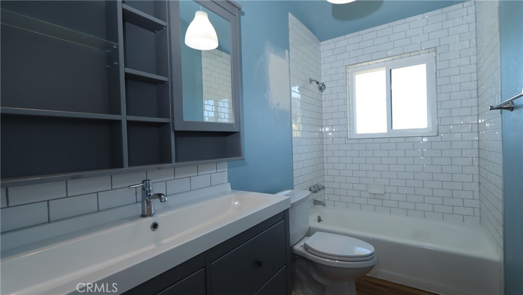 9767 Venturi Property Photo 18