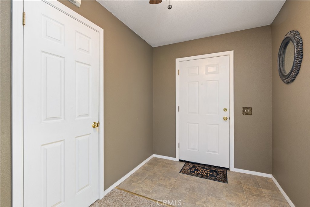 130 Island View Property Photo 4