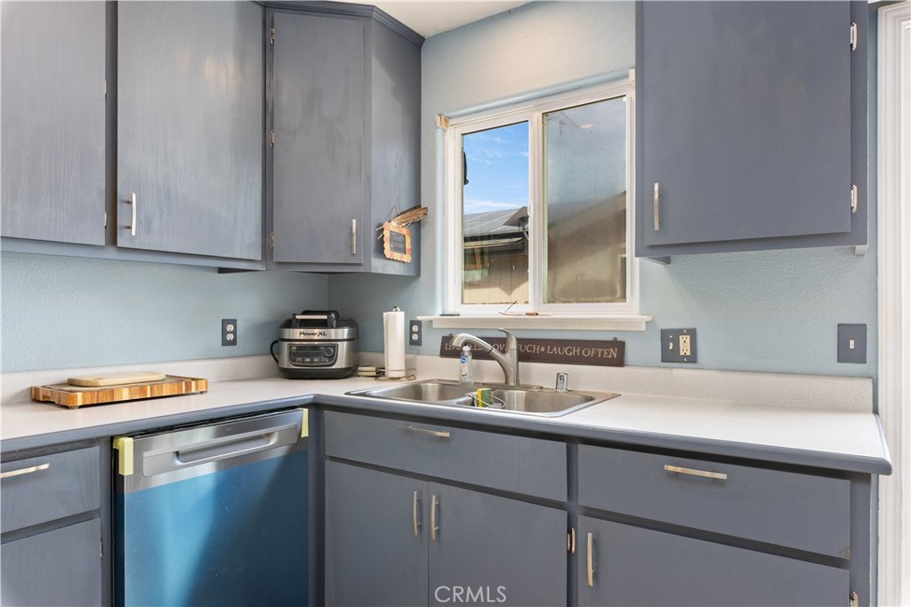 130 Island View Property Photo 13