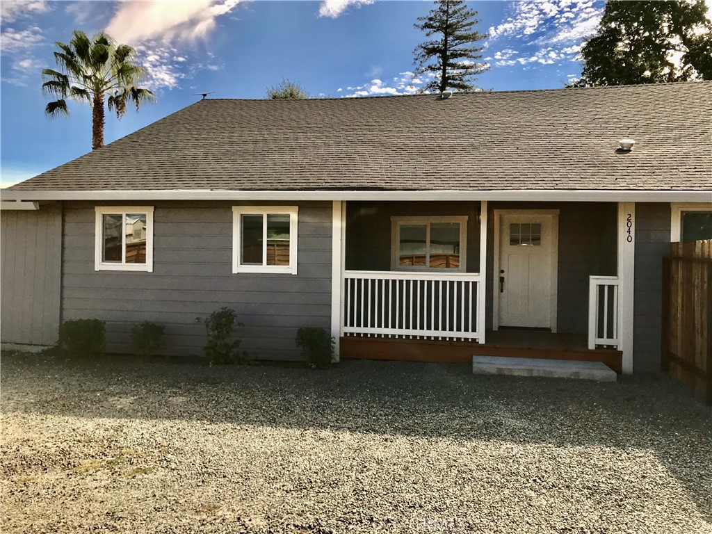 2040 Finley East Road Property Photo 1