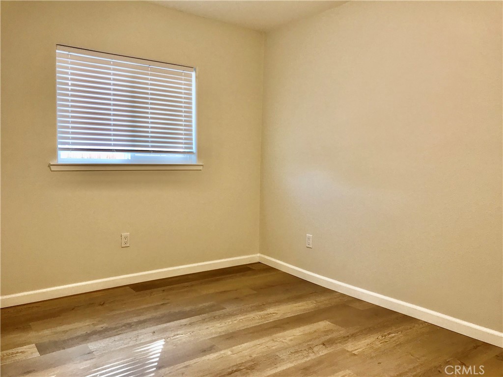 2040 Finley East Road Property Photo 11