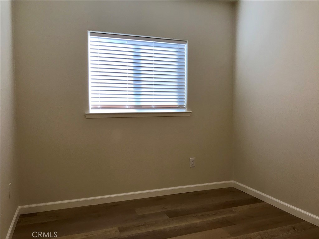 2040 Finley East Road Property Photo 14