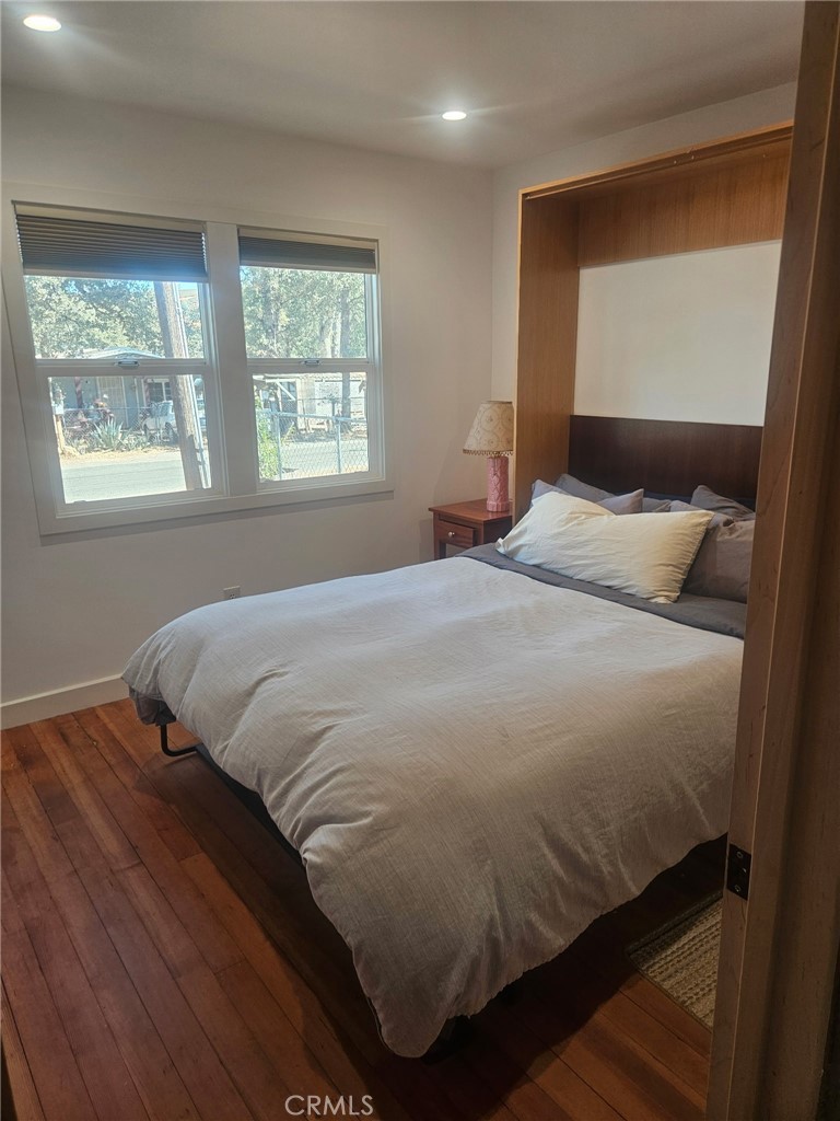 15973 33rd Property Photo 17