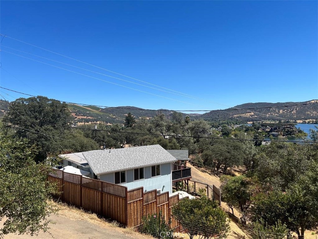 12332 Lakeview Drive Property Photo 12
