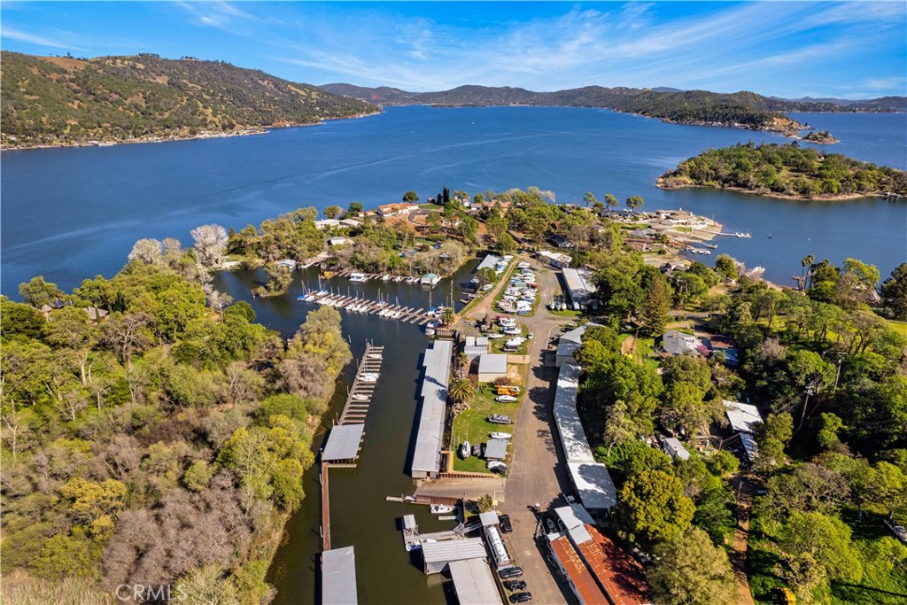 8239 Little Borax Lake Rd Property Photo 17