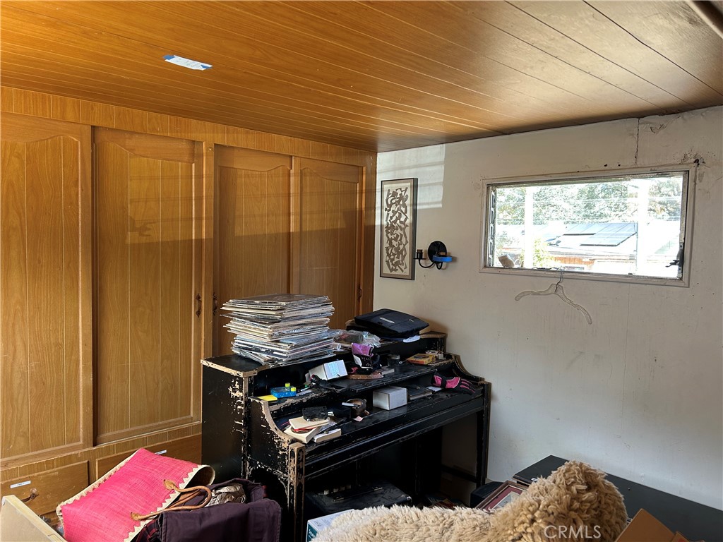 23800 West Road Property Photo 32