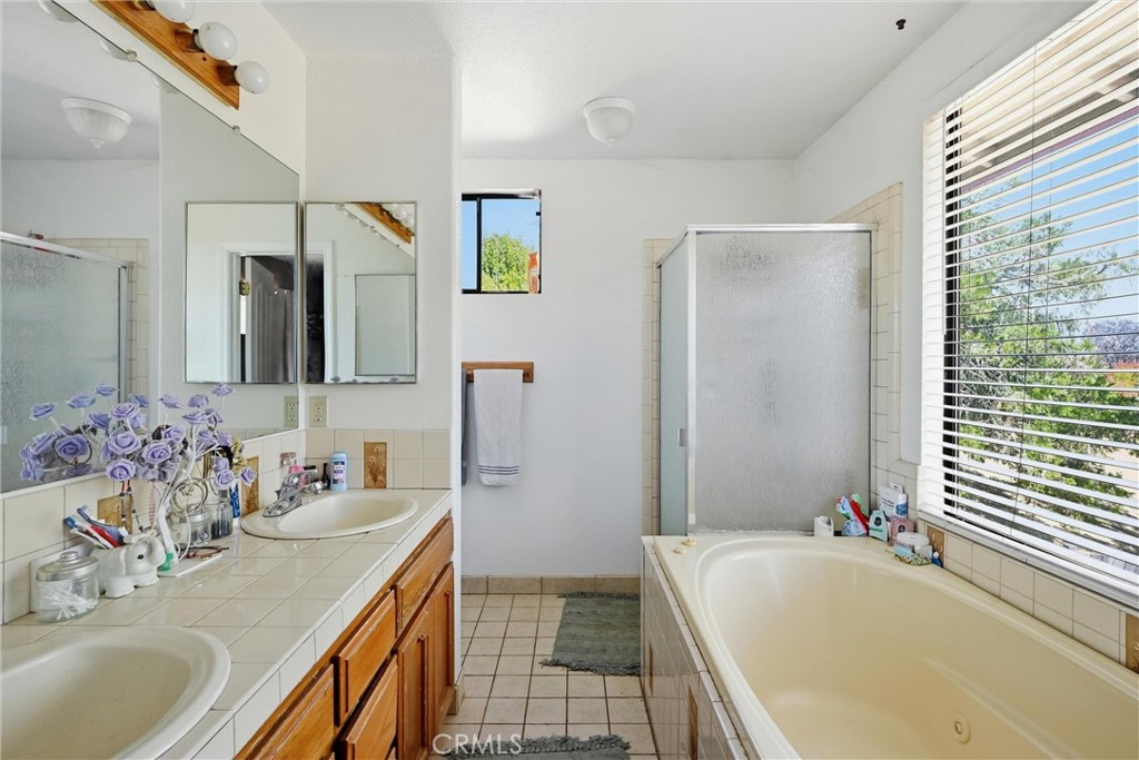 2850 Hartley Road Property Photo 6