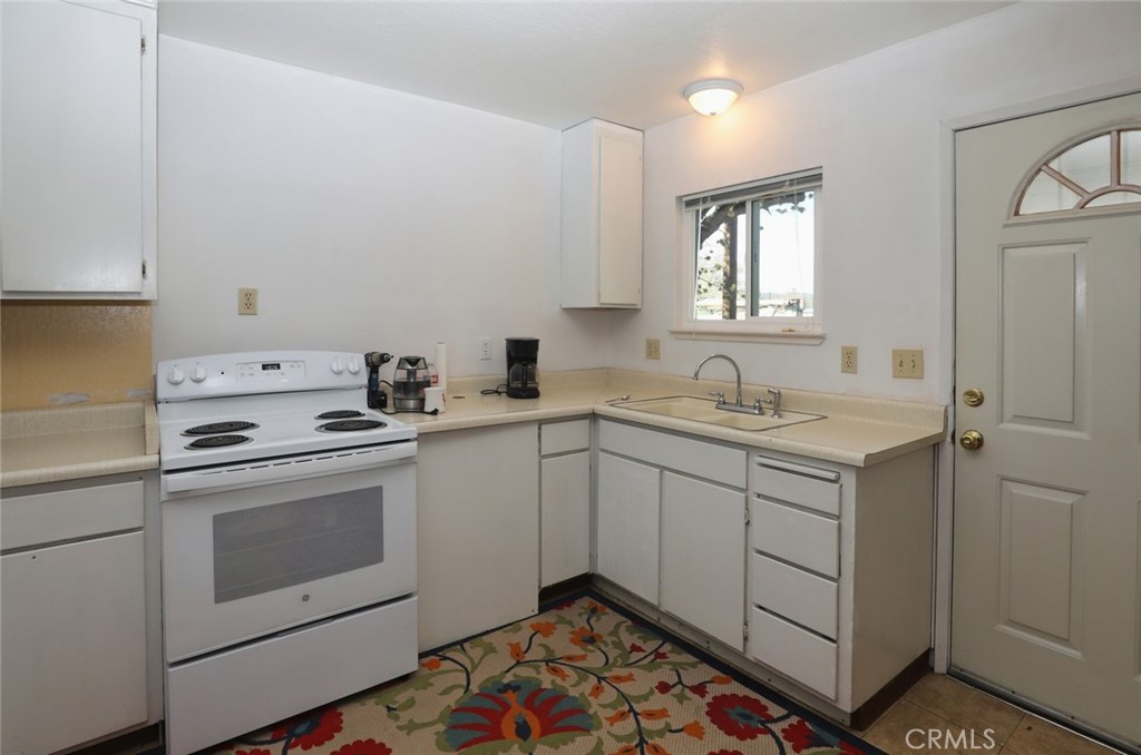 3420 Harrison Property Photo 6