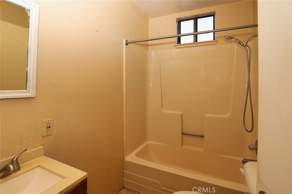 3420 Harrison Property Photo 15