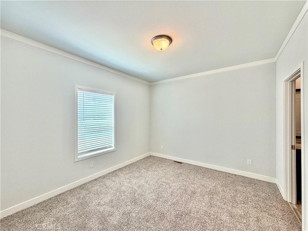 13586 Fair Oak Road Property Photo 10
