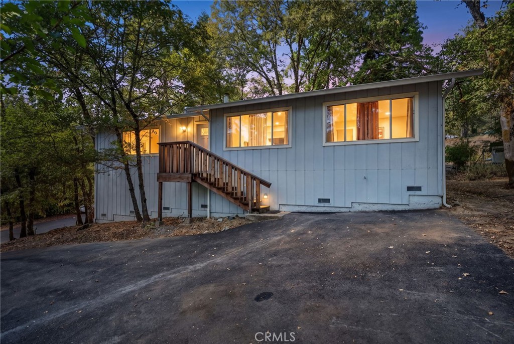 1755 Lupine Property Photo 1