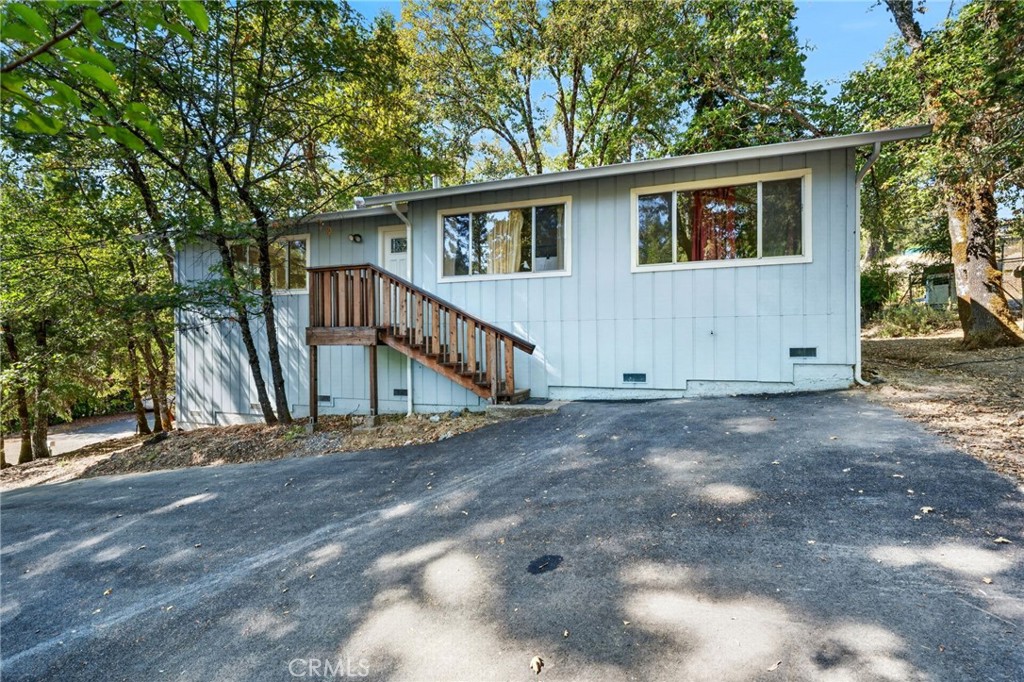 1755 Lupine Property Photo 2
