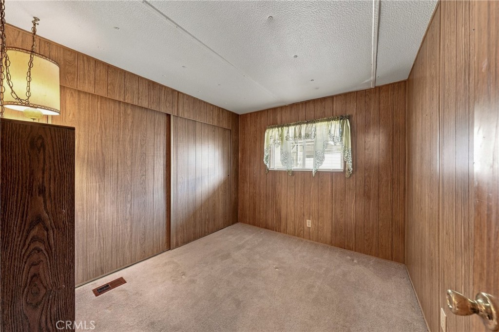 1025 Martin Space 25 Property Photo 10