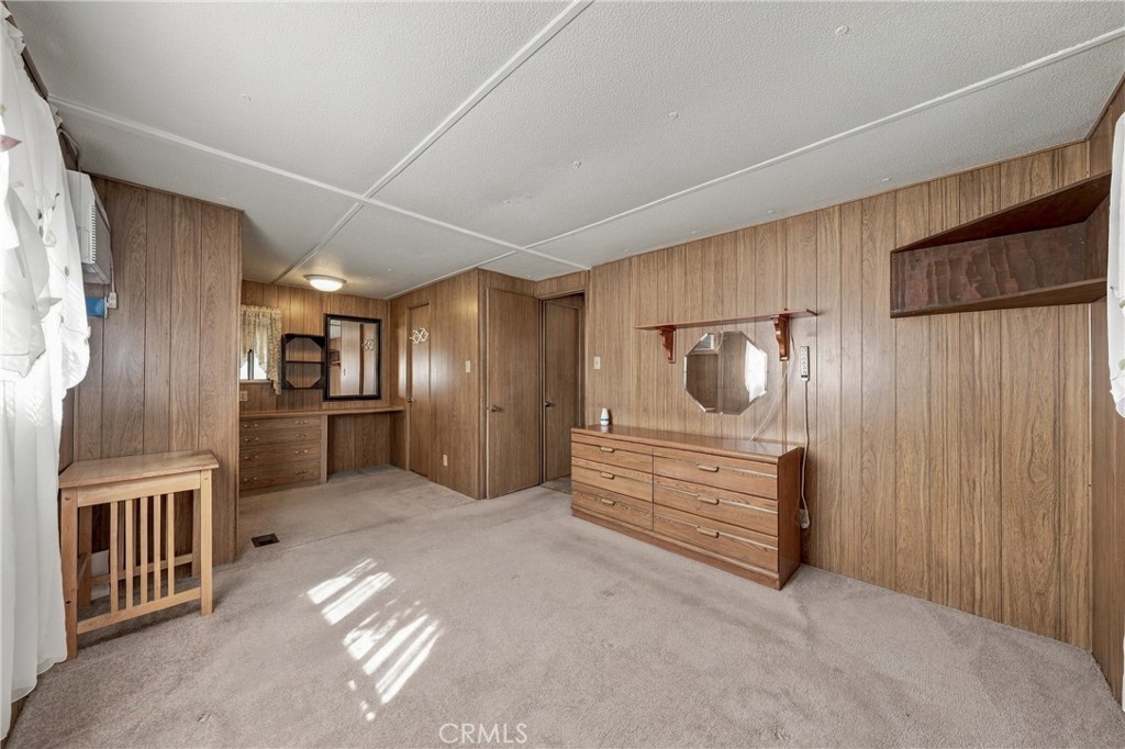 1025 Martin Space 25 Property Photo 15